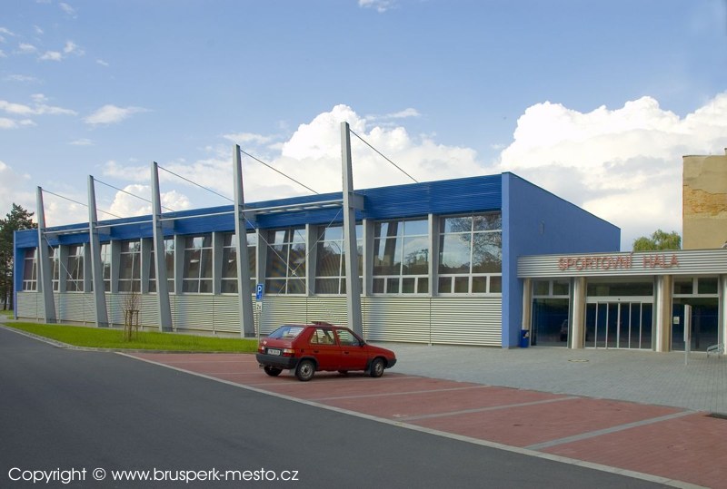 sportovn� hala