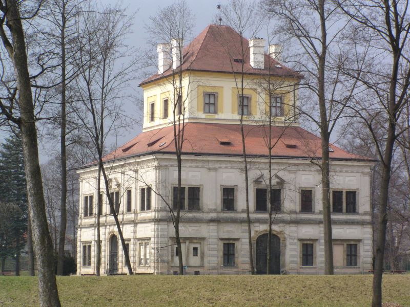 ZMECK PARK OSTROV